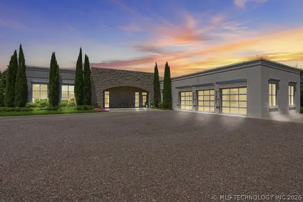 1005 W 94th Street S, Jenks, OK 74037