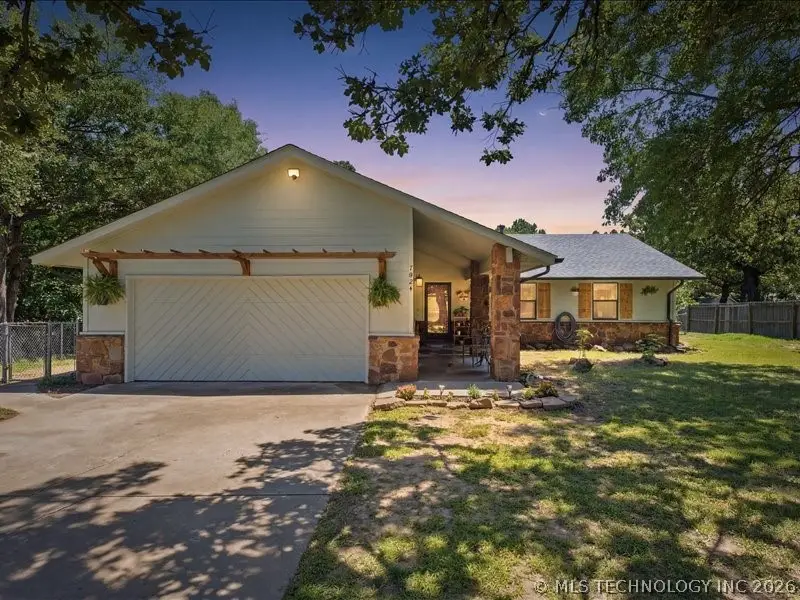 7024 W Canyon Road, Tulsa, OK 74131 - #1