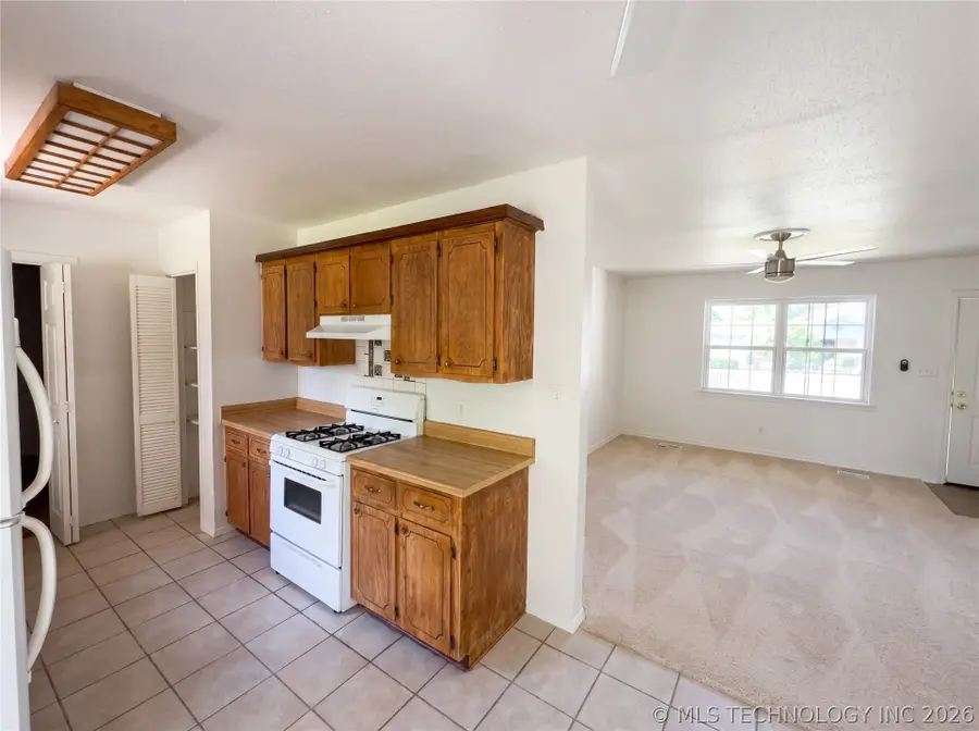12160 E 23rd Street, Tulsa, OK 74129 - #2