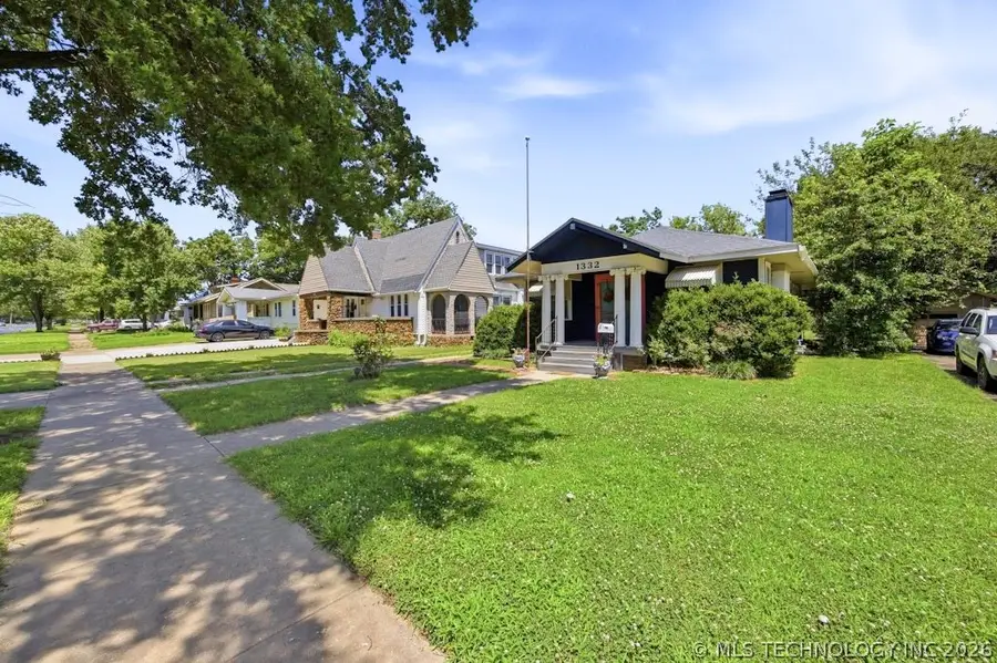 1332 S Johnstone Avenue, Bartlesville, OK 74003 - #2