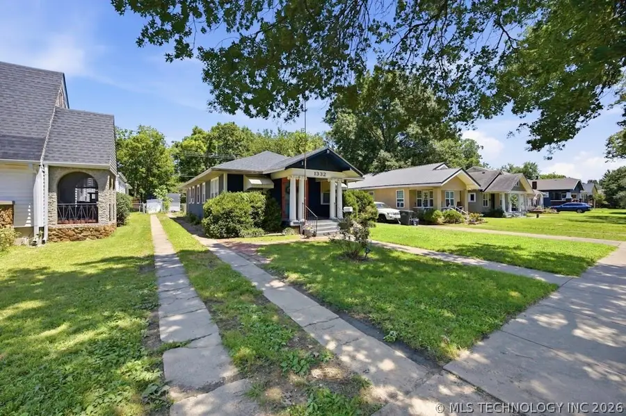 1332 S Johnstone Avenue, Bartlesville, OK 74003 - #3