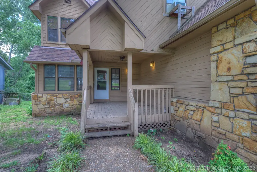 3508 S Rolling Oaks Drive, Tulsa, OK 74107 - #3