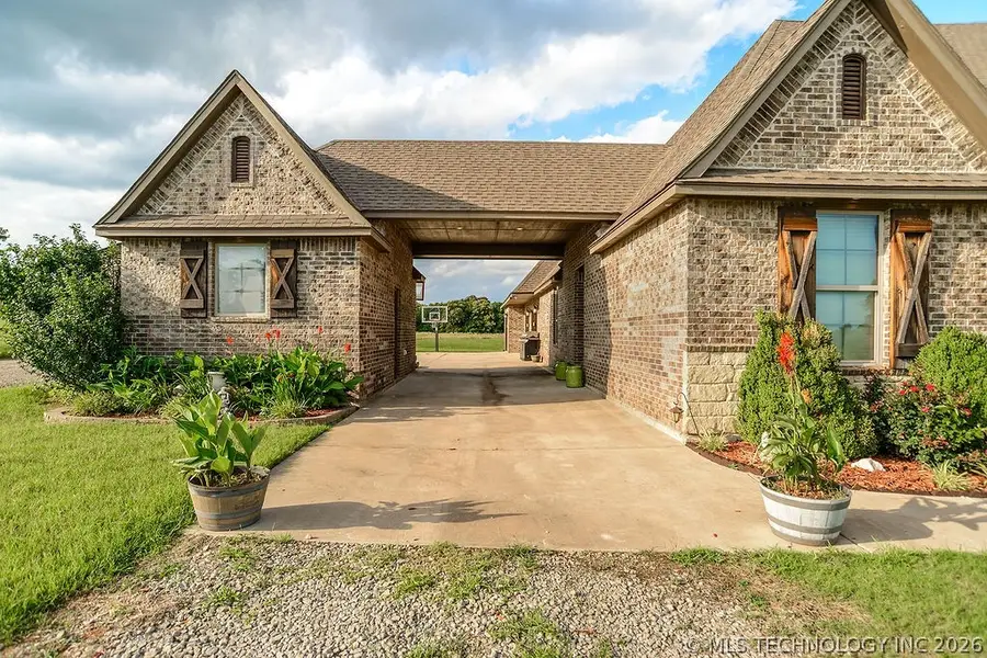 5722 E 122nd Street, Perkins, OK 74059 - #3