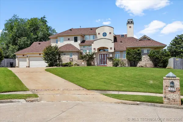 524 S 67th Street, Broken Arrow, OK 74014