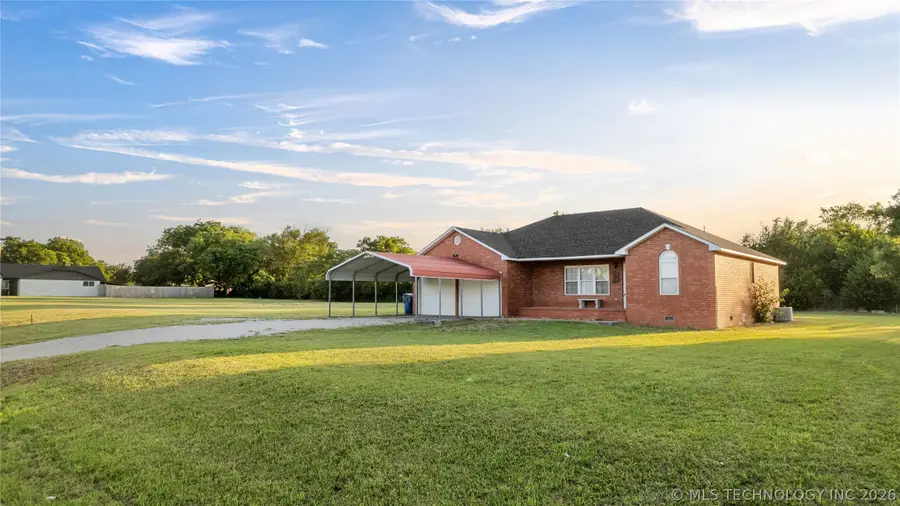 918 N Elm Street, Stratford, OK 74872 - #2