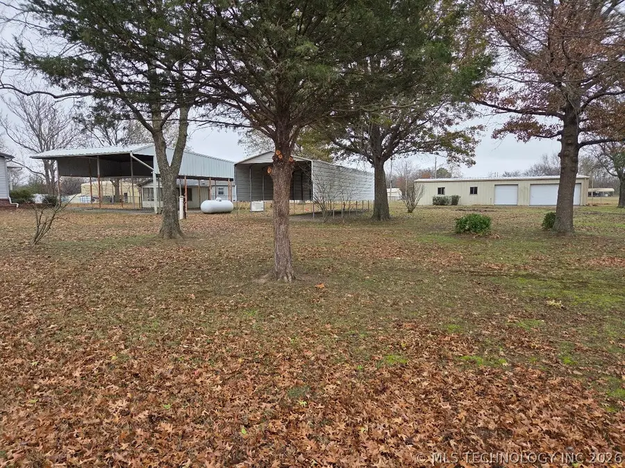 420828 E 1143 Road, Eufaula, OK 74432 - #2