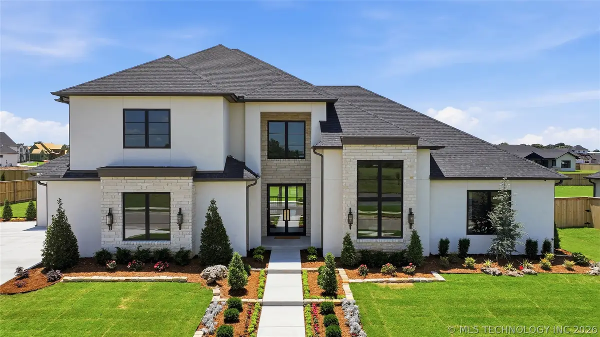 410 W 138 Street, Bixby, OK 74008 - #1