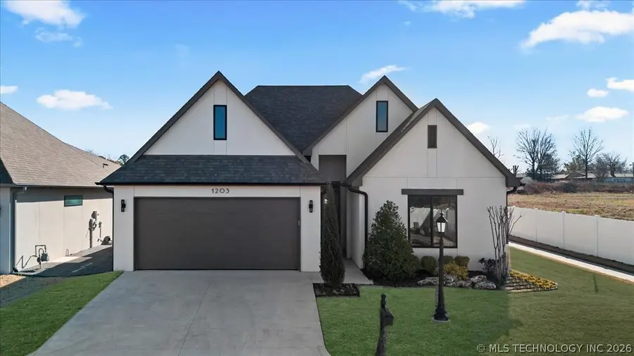 1203 N 71st Place, Broken Arrow, OK 74014 - #2