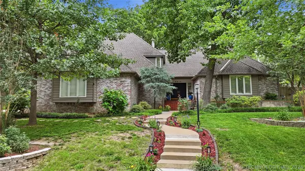 8815 S Lakewood Avenue, Tulsa, OK 74137