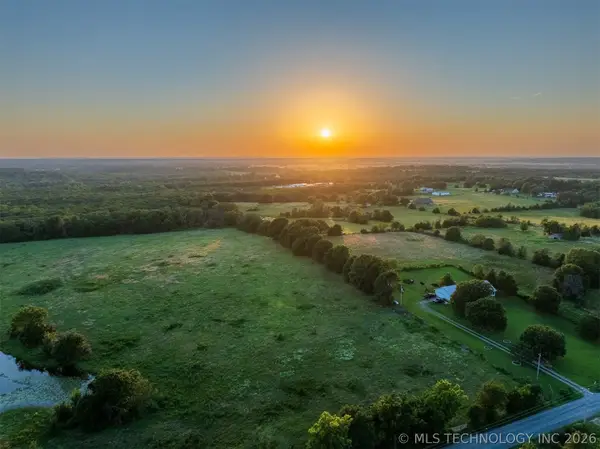 5 S 4240 Road, Chelsea, OK 74016