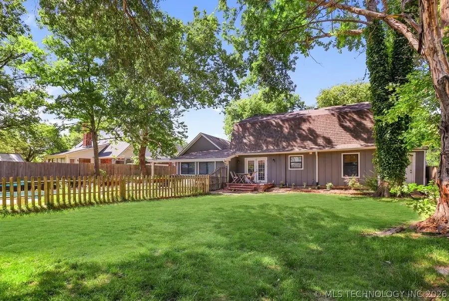 707 W Utica Street, Broken Arrow, OK 74011 - #2