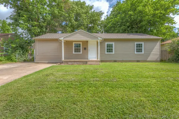 107 W 7th Street, Owasso, OK 74055