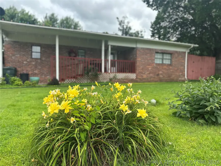 3923 Tahlequah Avenue, Muskogee, OK 74401 - #2