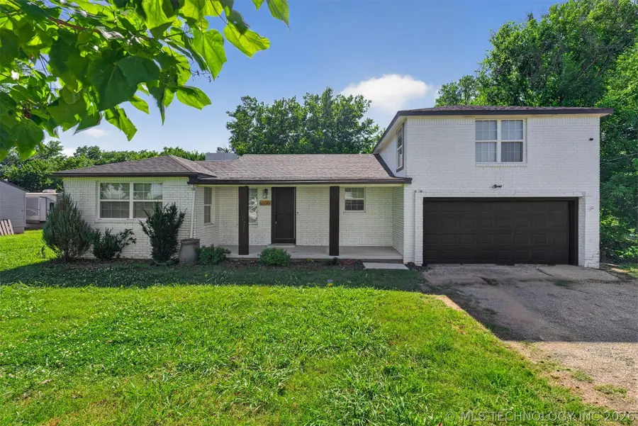 6112 N Yale Avenue, Tulsa, OK 74117 - #2