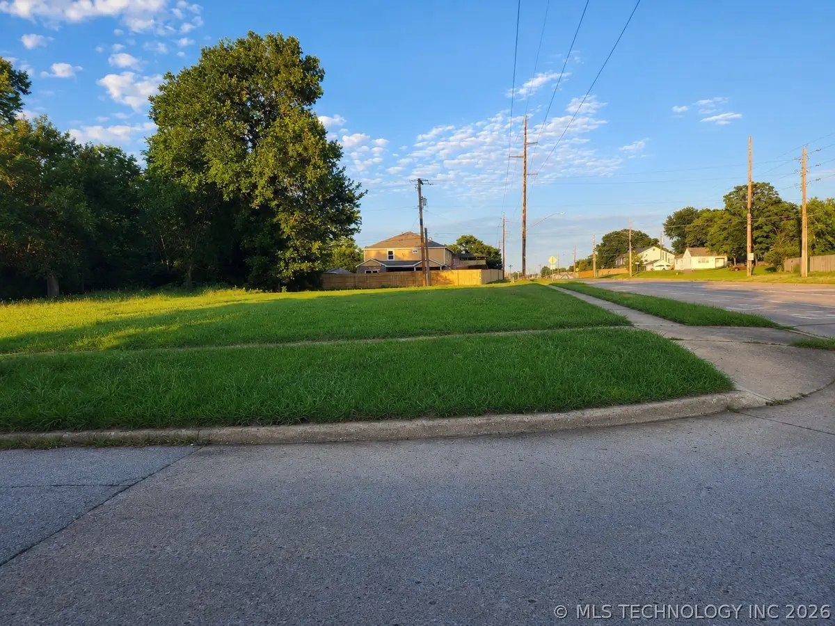 1507 N Denver Avenue, Tulsa, OK 74106 - #1