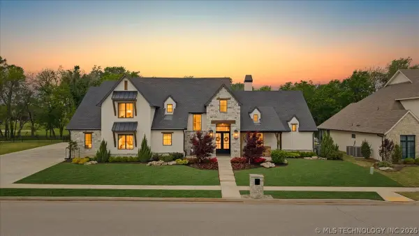 100 S 72nd Court, Broken Arrow, OK 74014