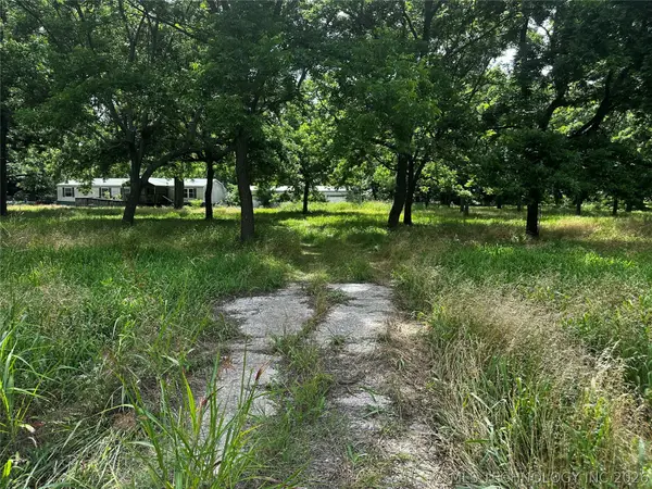 15150 S 4050 Road, Oologah, OK 74053
