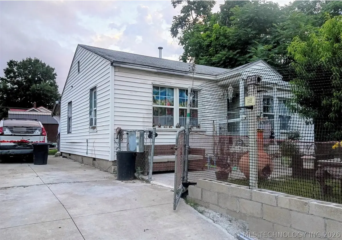 1827 W Archer Street, Tulsa, OK 74127 - #1