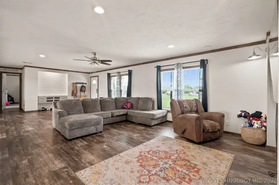 17762 Harreld Road, Beggs, OK 74421 - #3
