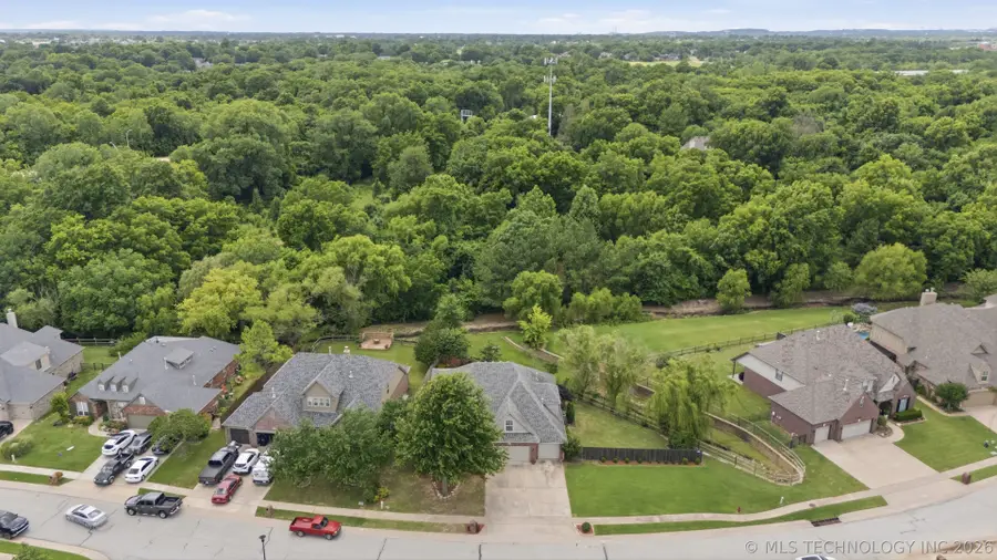 3912 S Yellowood Avenue, Broken Arrow, OK 74011 - #2