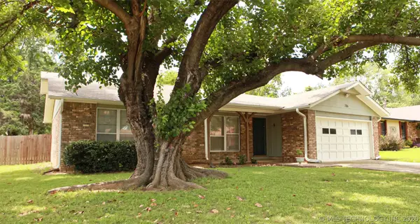 786 N Zenith Avenue, Tulsa, OK 74127