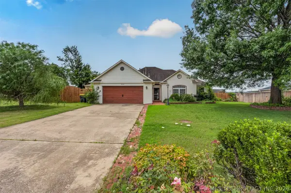 2150 E 140th Place S, Bixby, OK 74008