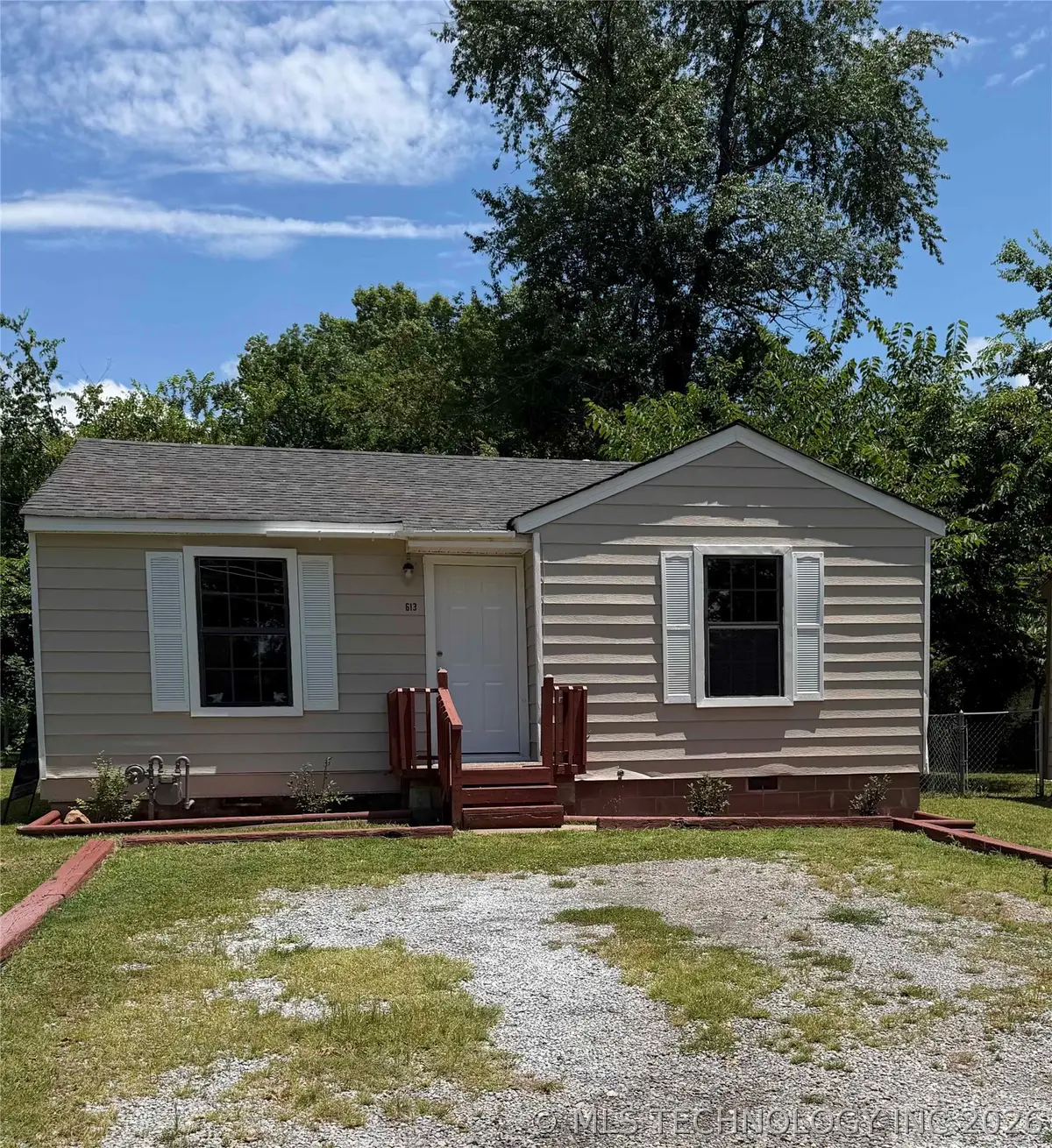 613 S Bluff Avenue, Tahlequah, OK 74464 - #1