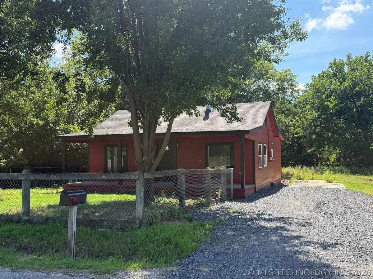 1011 N State Street, Wagoner, OK 74467 - #1