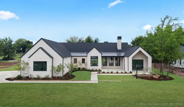 17744 E White Tail Cove, Owasso, OK 74055