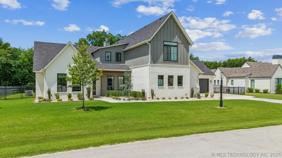 6342 N Blue Sage Drive, Owasso, OK 74055 - #2