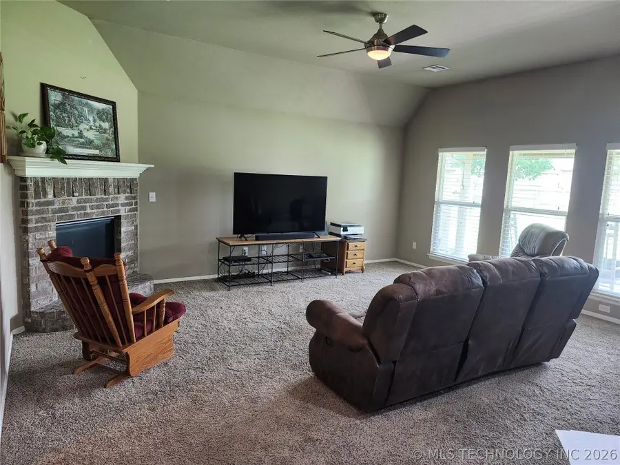 17519 E 45th Place, Tulsa, OK 74134 - #3