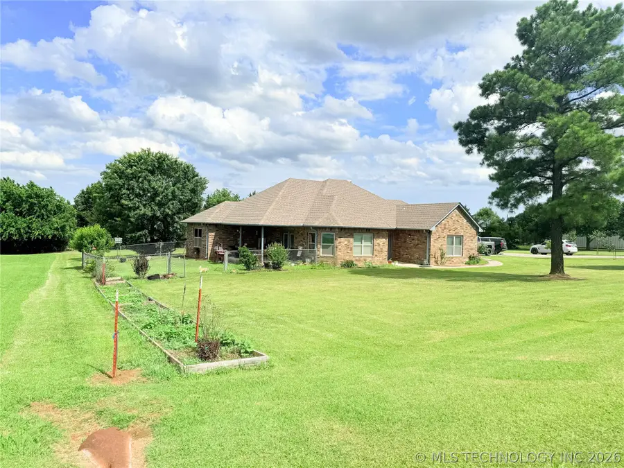 9027 S Lost Creek, Perkins, OK 74059 - #2
