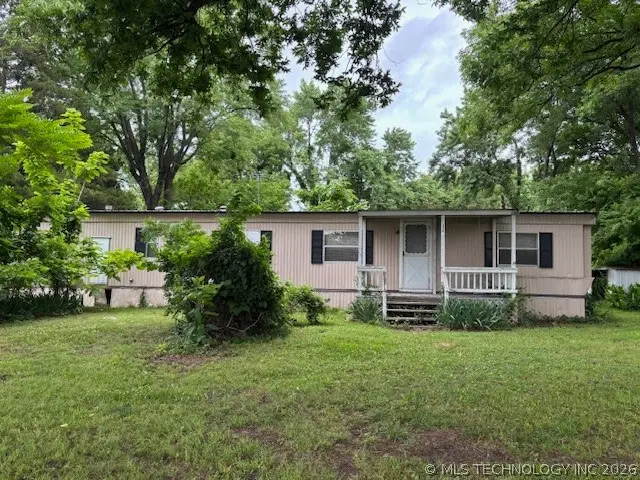 110 W Mcdaniel Street, Webbers Falls, OK 74470 - #1