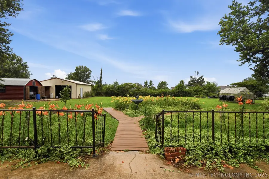 23734 S Southridge Drive, Claremore, OK 74019 - #2