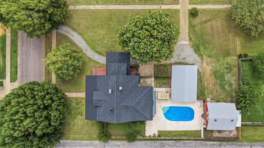 809 W Elm Street, Durant, OK 74701 - #2