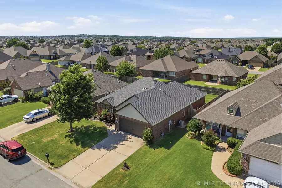 19005 E 50th Street, Tulsa, OK 74134 - #3