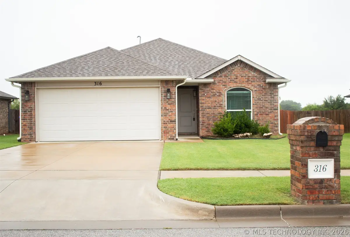 316 S 48th Court, Broken Arrow, OK 74014 - #1