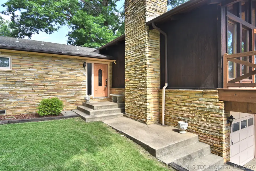 801 Risser, Muskogee, OK 74403 - #2
