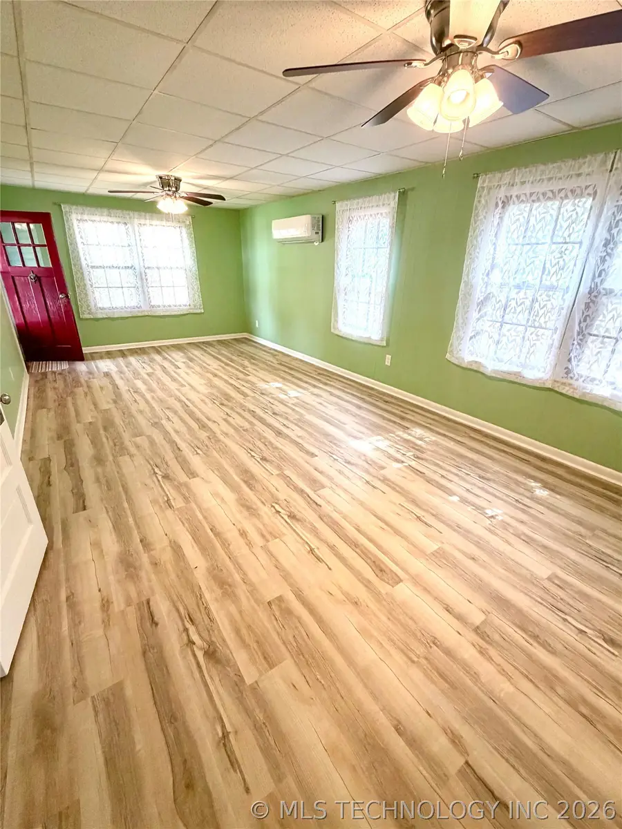 704 E Caddo Street, Cleveland, OK 74020 - #3