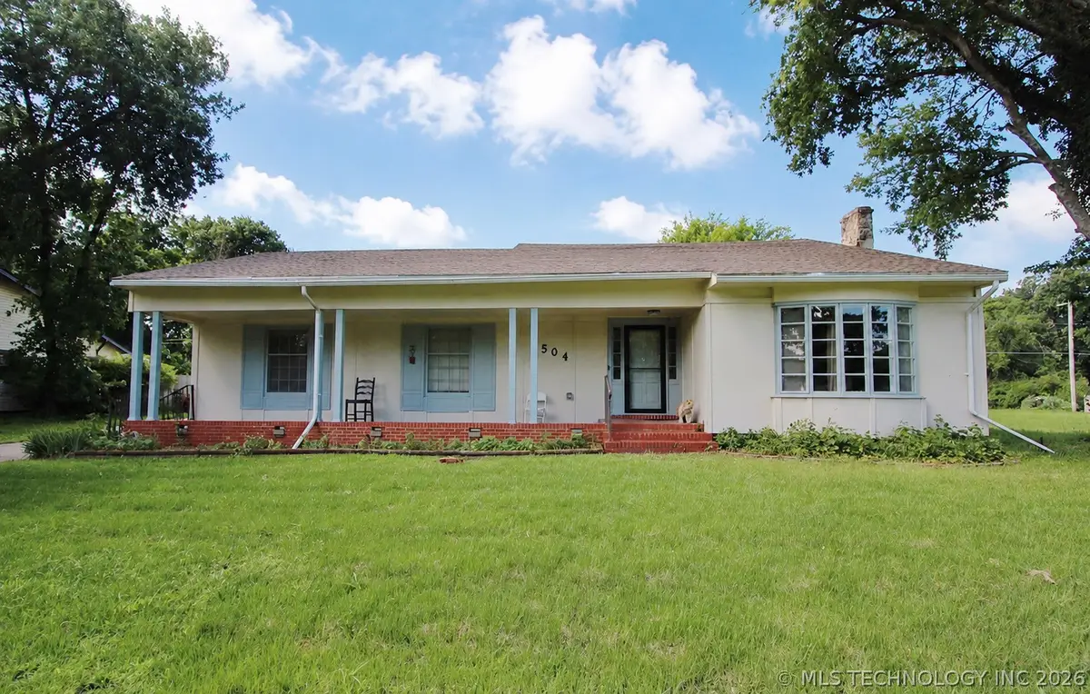 1504 E 7th Street, Okmulgee, OK 74447 - #1