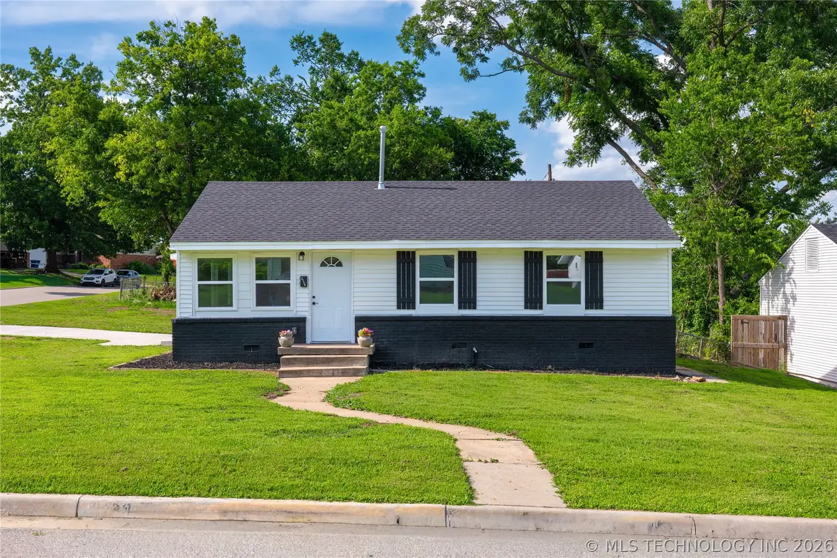 2139 W 46th Place, Tulsa, OK 74107 - #1