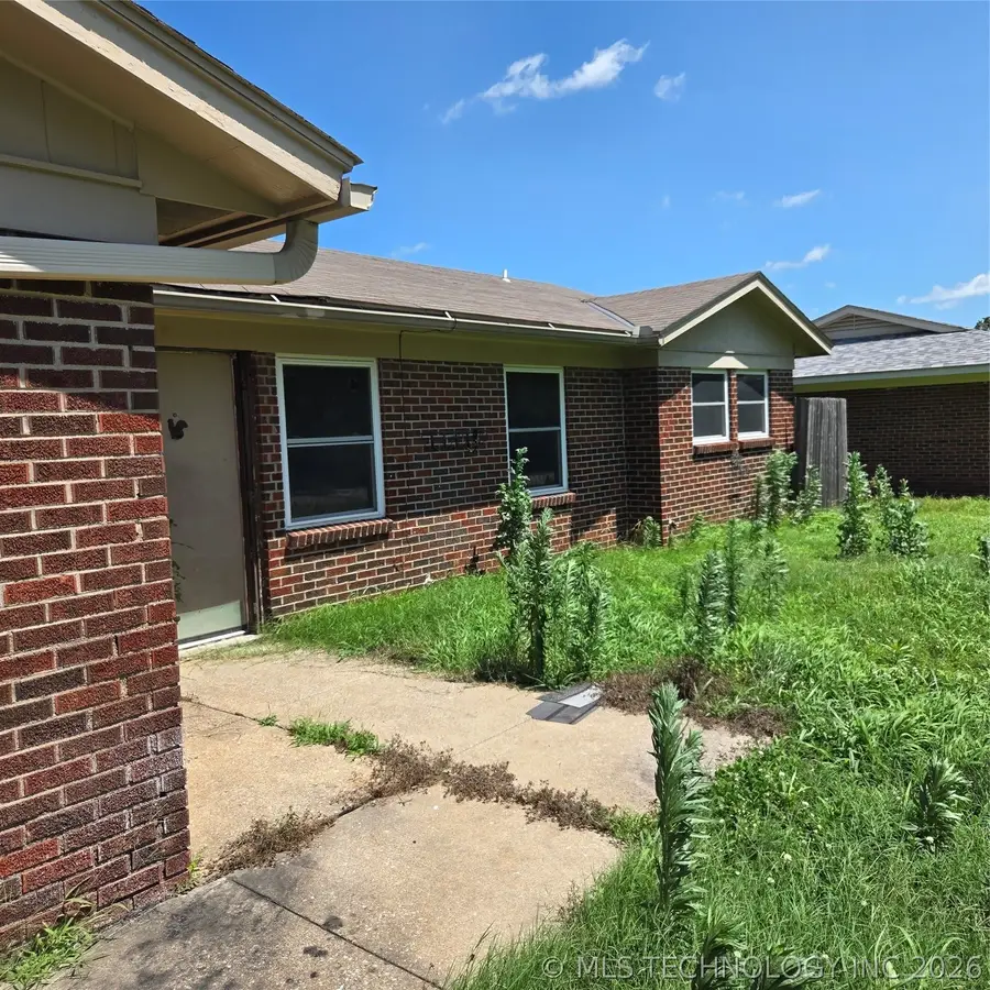 425 NW Oak Park Road, Bartlesville, OK 74003 - #3