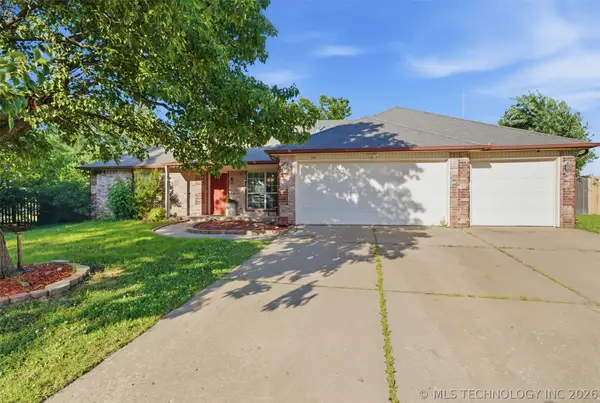 1302 W Orlando Street, Broken Arrow, OK 74011