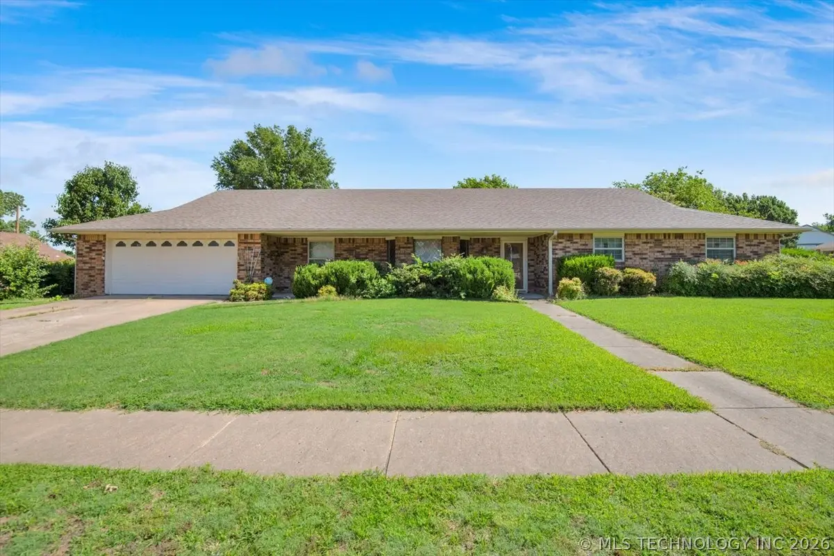 6322 Quail Ridge Road, Bartlesville, OK 74006 - #1