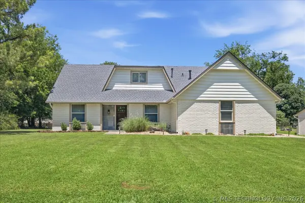 18013 E 93rd Street, Owasso, OK 74055