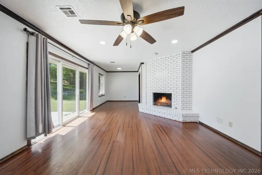 6270 S 31st West Avenue, Tulsa, OK 74132 - #2
