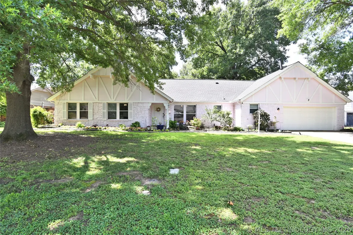 1209 Oakwood Drive, Broken Arrow, OK 74011 - #1