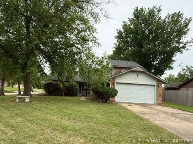 100 S Crabtree Road, Muskogee, OK 74403 - #1