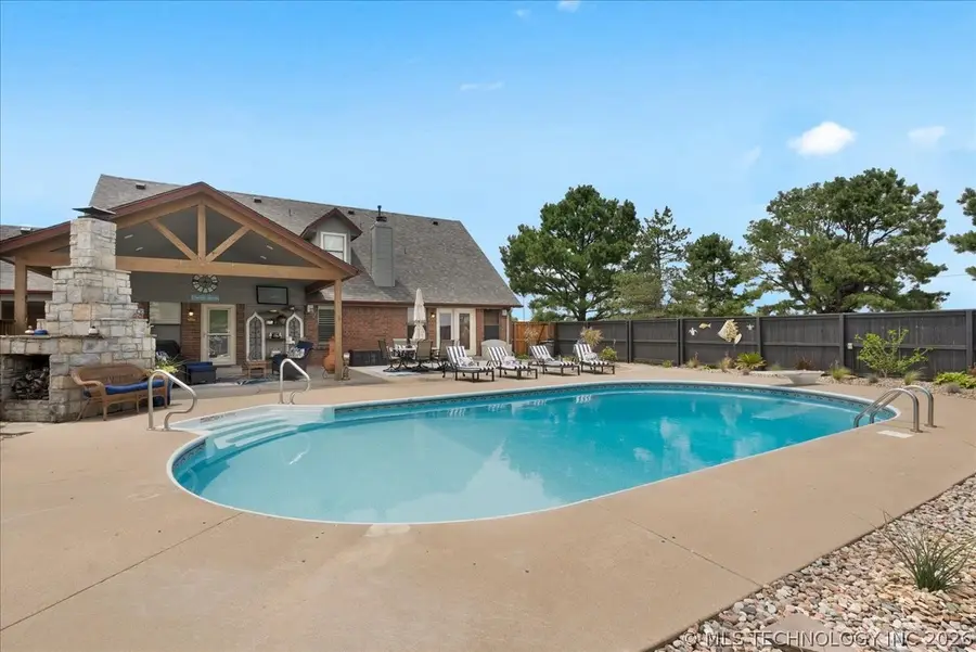14527 N 154th East Avenue, Collinsville, OK 74021 - #3