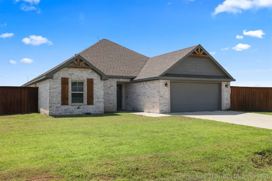 571 Lake Meadow Loop, Durant, OK 74701 - #2